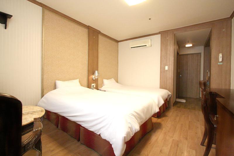 Changwon Olympic Hotel Εξωτερικό φωτογραφία