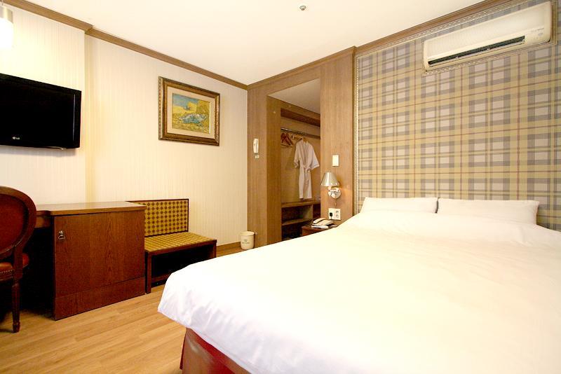 Changwon Olympic Hotel Εξωτερικό φωτογραφία